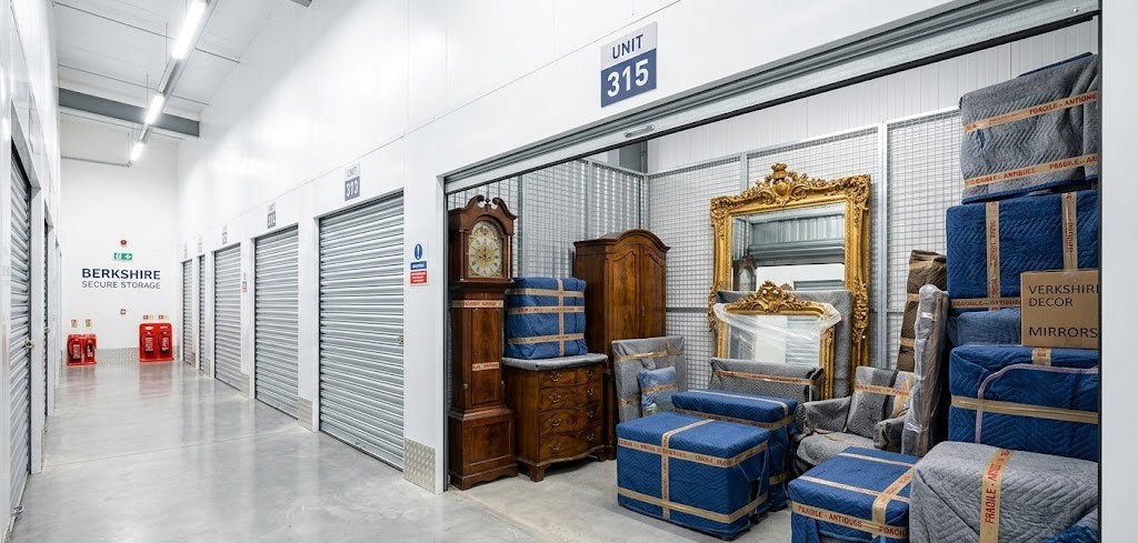 Antique Dealers: Climate-Controlled Storage for Stock Between Fairs